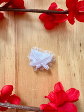 Load image into Gallery viewer, White Heart Mini Apron