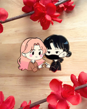 Load image into Gallery viewer, Green Yuri Couple Enamel Pin