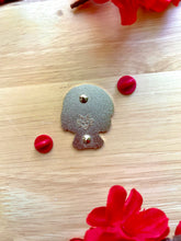 Load image into Gallery viewer, Howl- Blonde Hair Enamel Pin Back