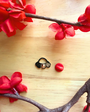 Load image into Gallery viewer, UFO Mini Pin