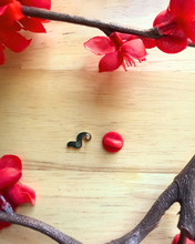 Load image into Gallery viewer, Blue/Pink Gummy Worm Mini Pin
